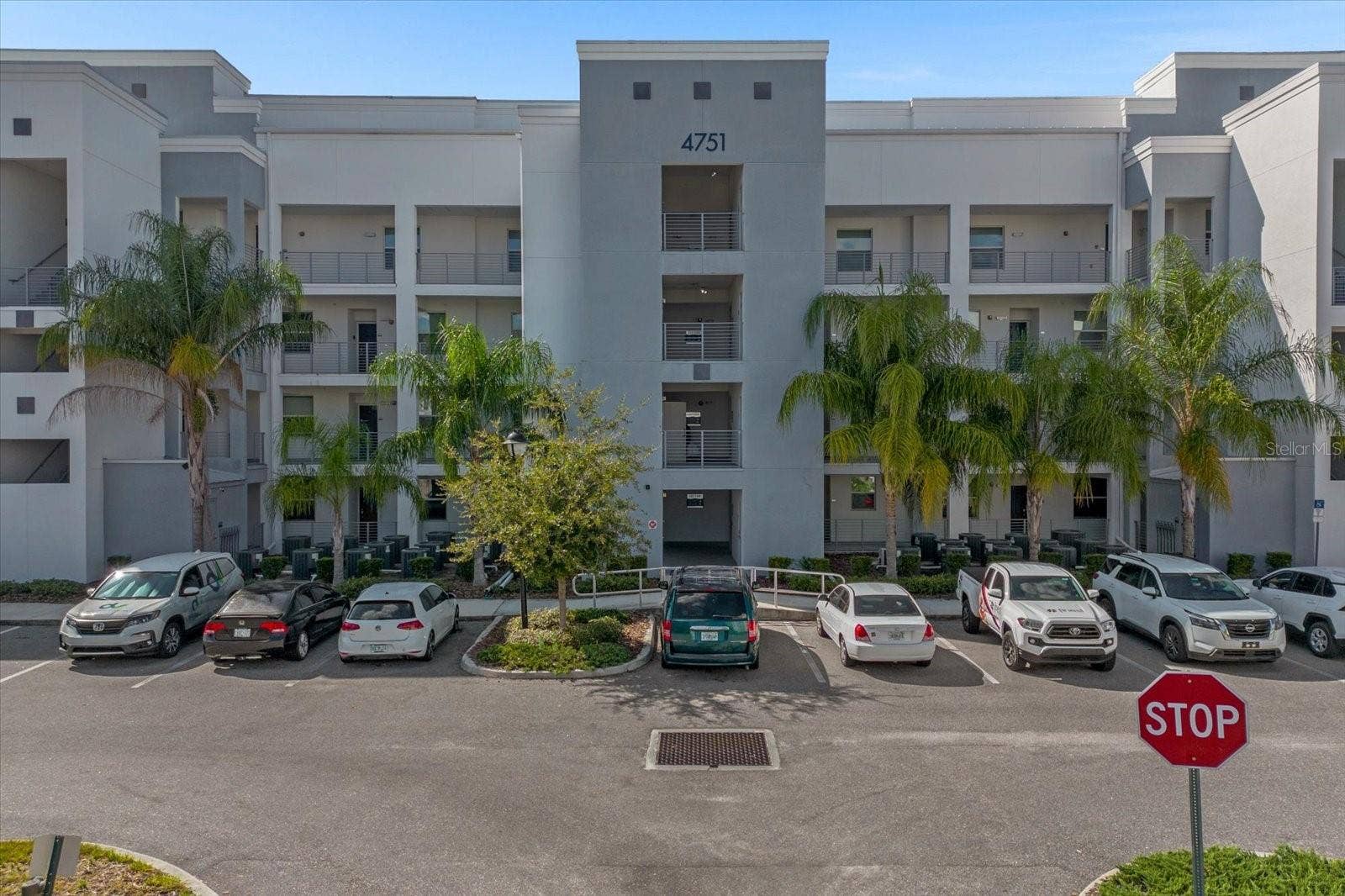 4751 CLOCK TOWER DRIVE, #204, Kissimmee, FL 34746 Building Front