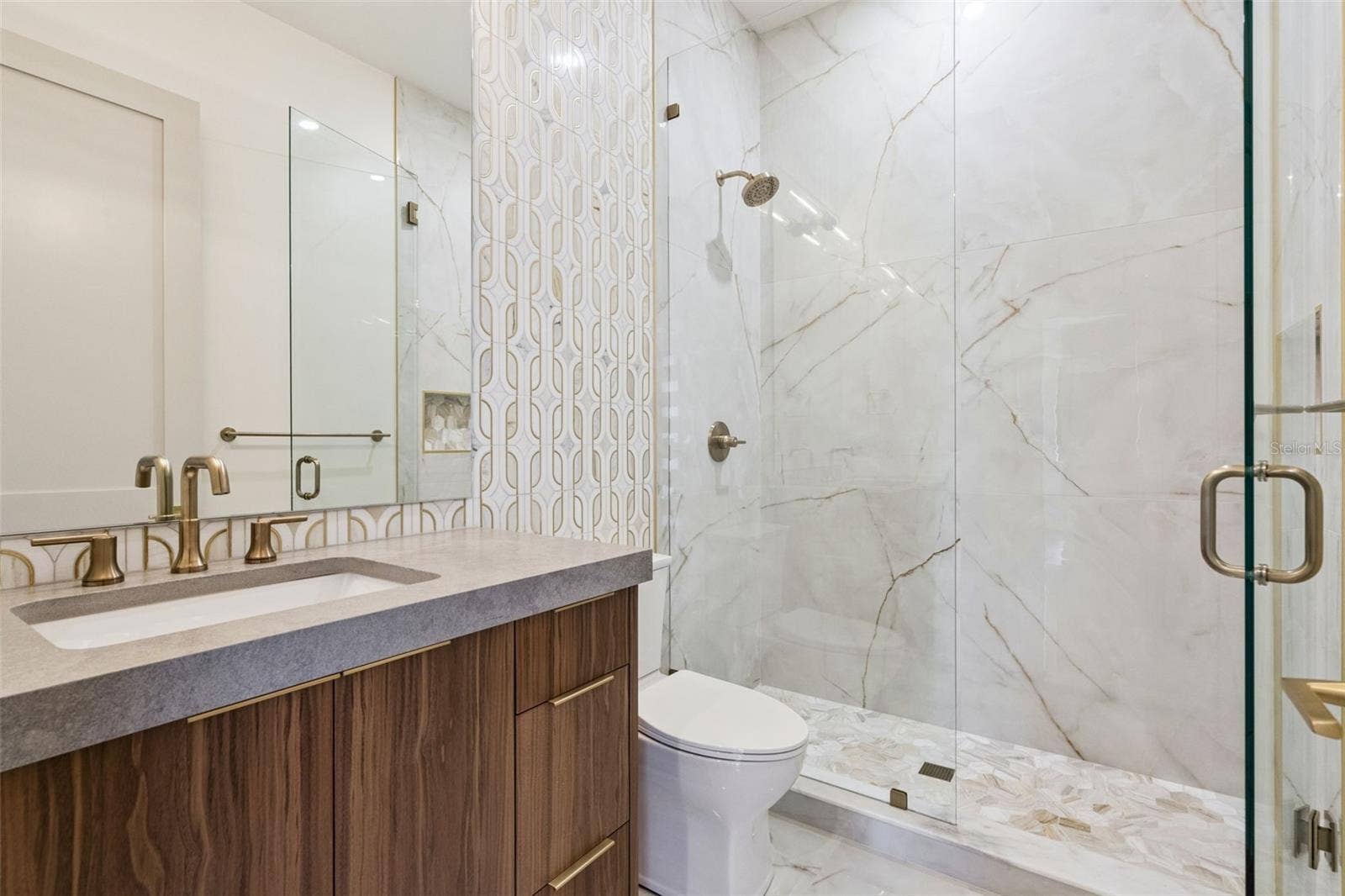 9117 BAY POINT DRIVE, Orlando, FL 32819 Bathroom 2