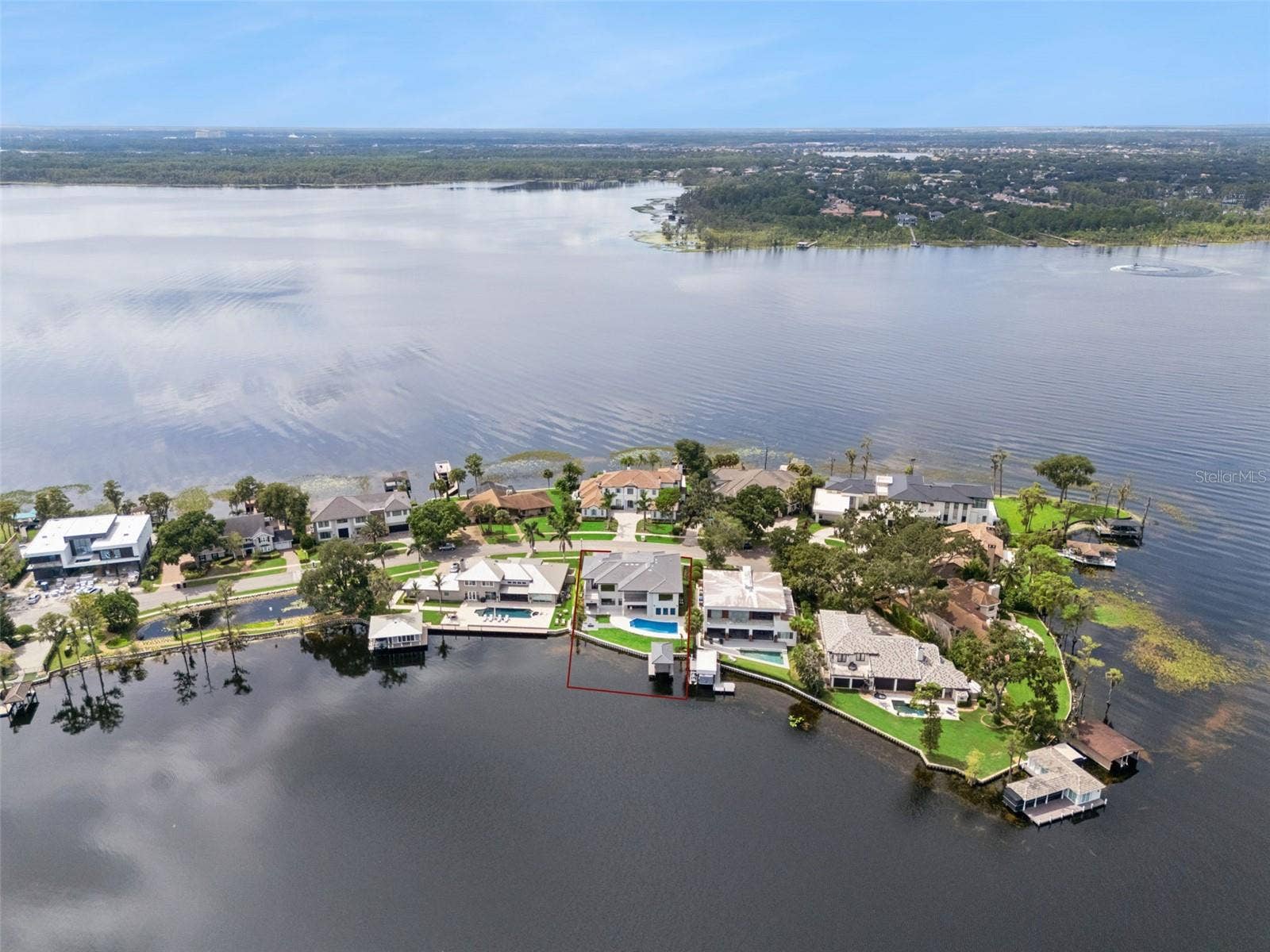 9117 BAY POINT DRIVE, Orlando, FL 32819 9117 BAY POINT DRIVE, Orlando, FL 32819