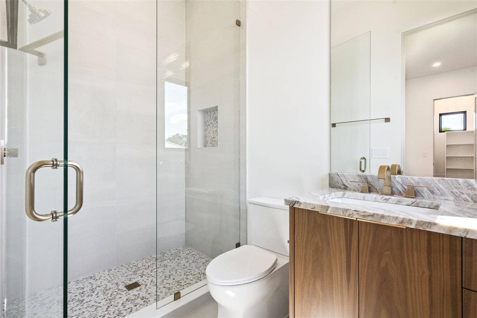 9117 BAY POINT DRIVE, Orlando, FL 32819 Bathroom 3