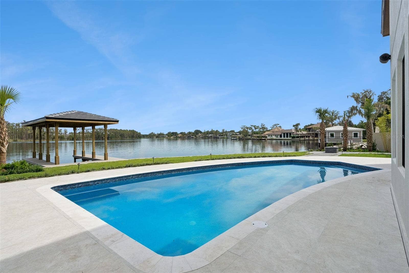 9117 BAY POINT DRIVE, Orlando, FL 32819 Plenty of space for entertaining outside