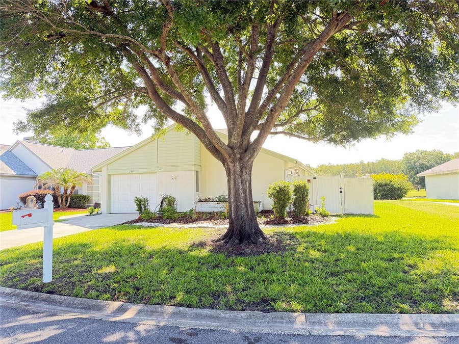 Property photo for 2899 AUTUMN GREEN DRIVE, Orlando, FL