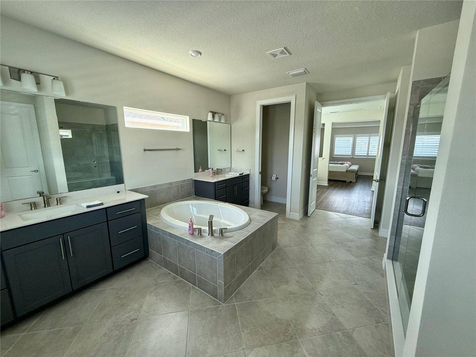 8441 PARK CLIFF WAY, Orlando, FL 32836 8441 PARK CLIFF WAY, Orlando, FL 32836