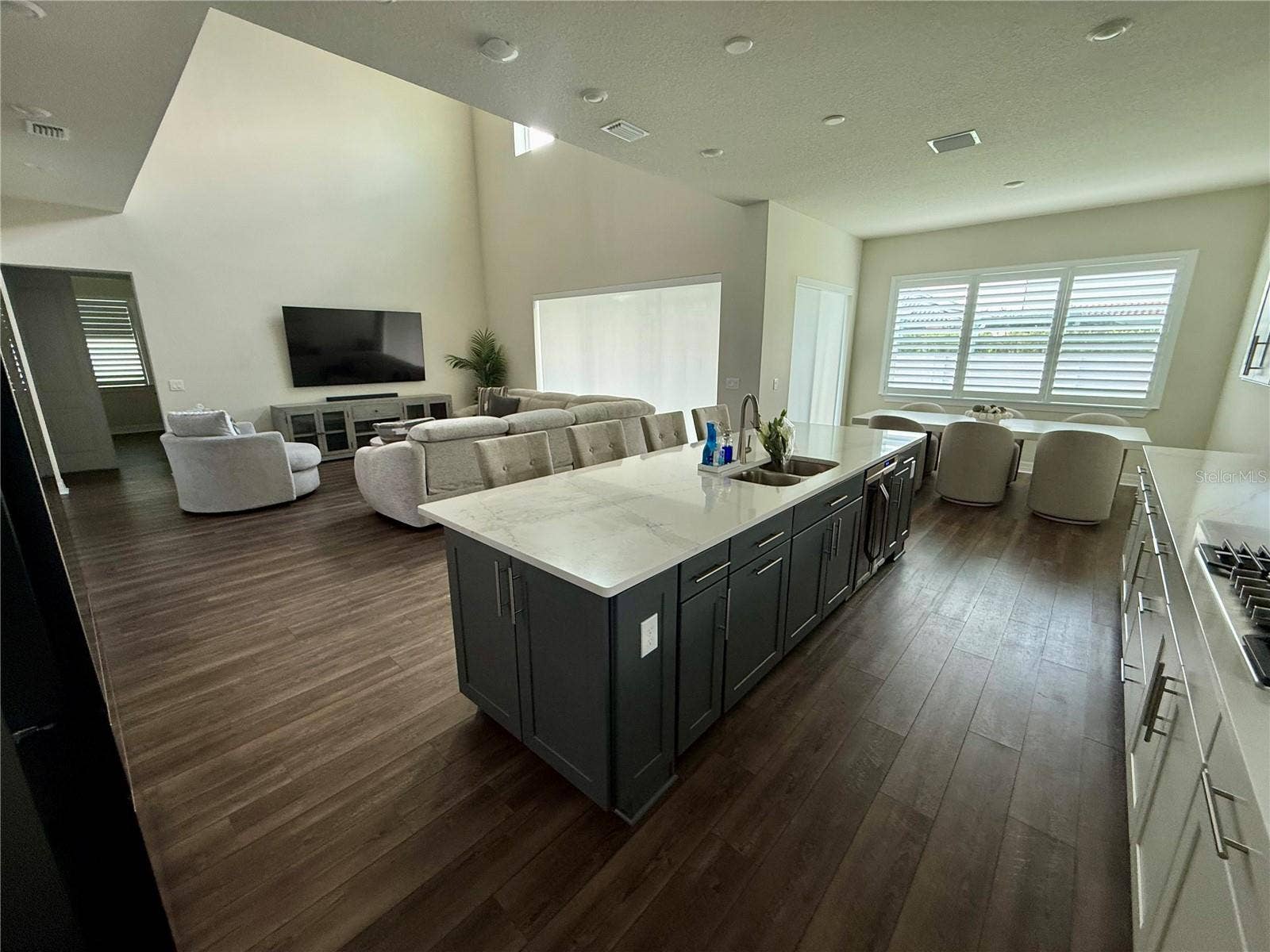 8441 PARK CLIFF WAY, Orlando, FL 32836 8441 PARK CLIFF WAY, Orlando, FL 32836