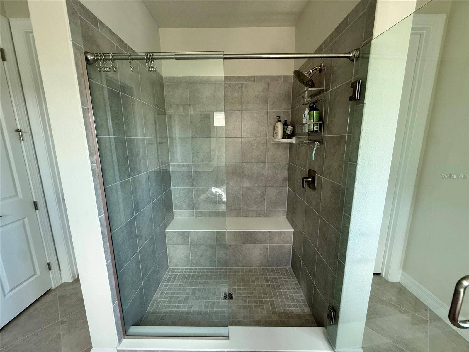 8441 PARK CLIFF WAY, Orlando, FL 32836 8441 PARK CLIFF WAY, Orlando, FL 32836