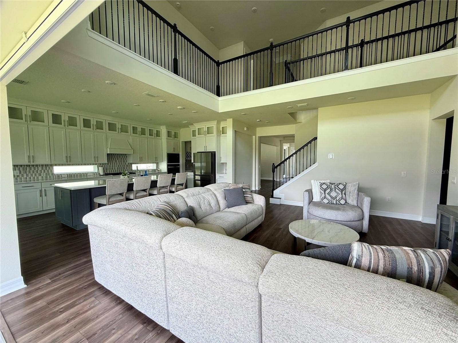 8441 PARK CLIFF WAY, Orlando, FL 32836 8441 PARK CLIFF WAY, Orlando, FL 32836