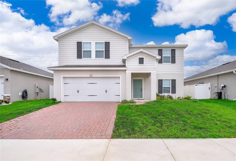 Property photo for 1221 LEXINGTON LANE, Haines City, FL