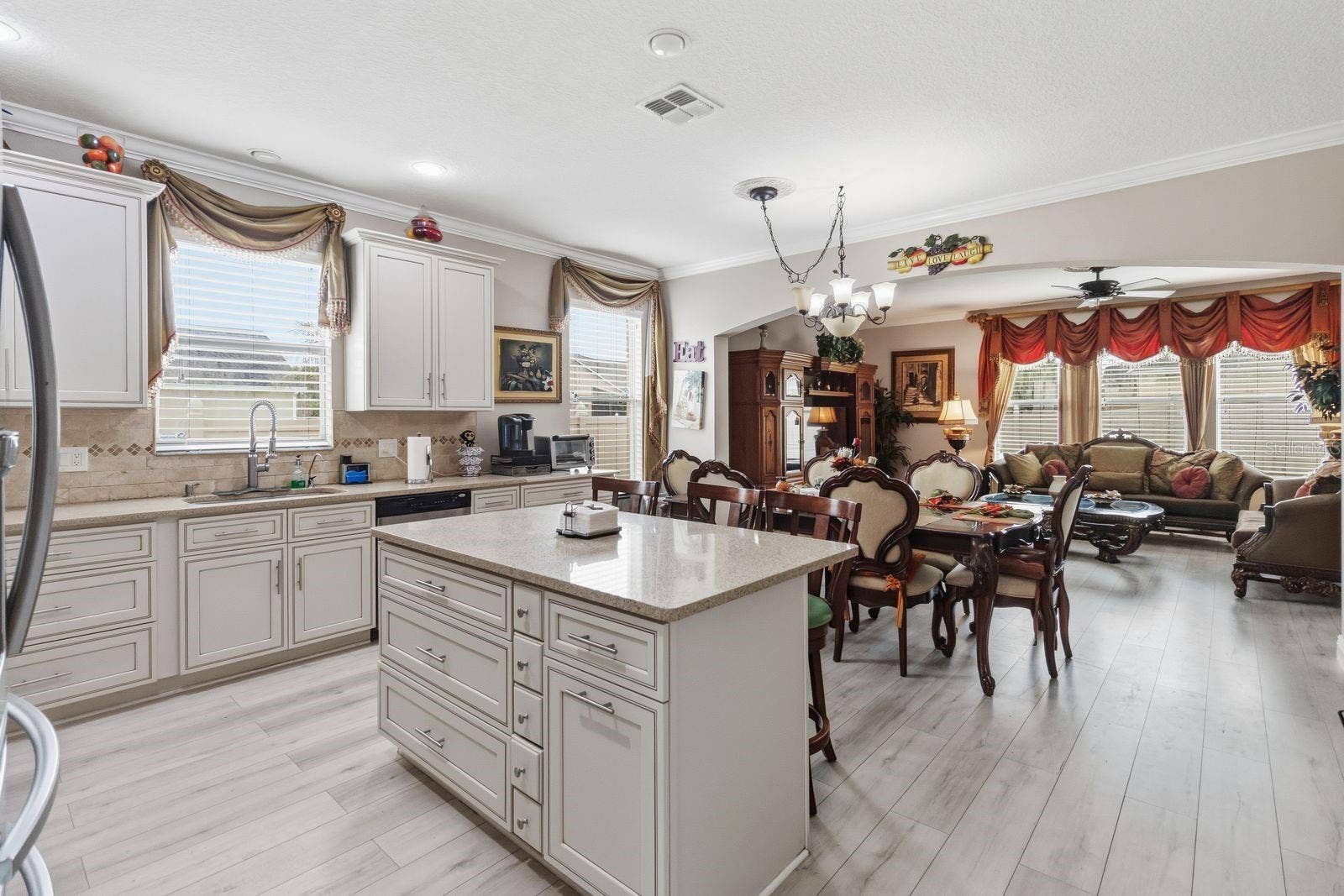 1821 PLANTATION OAK DRIVE, Orlando, FL 32824 1821 PLANTATION OAK DRIVE, Orlando, FL 32824