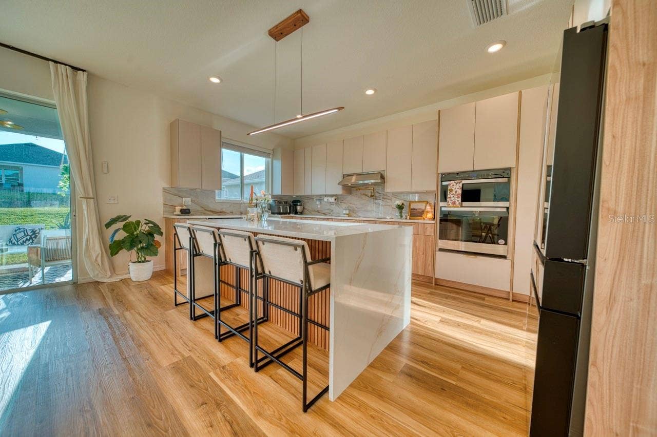 880 ALVANLEY COURT, Davenport, FL 33896 880 ALVANLEY COURT, Davenport, FL 33896