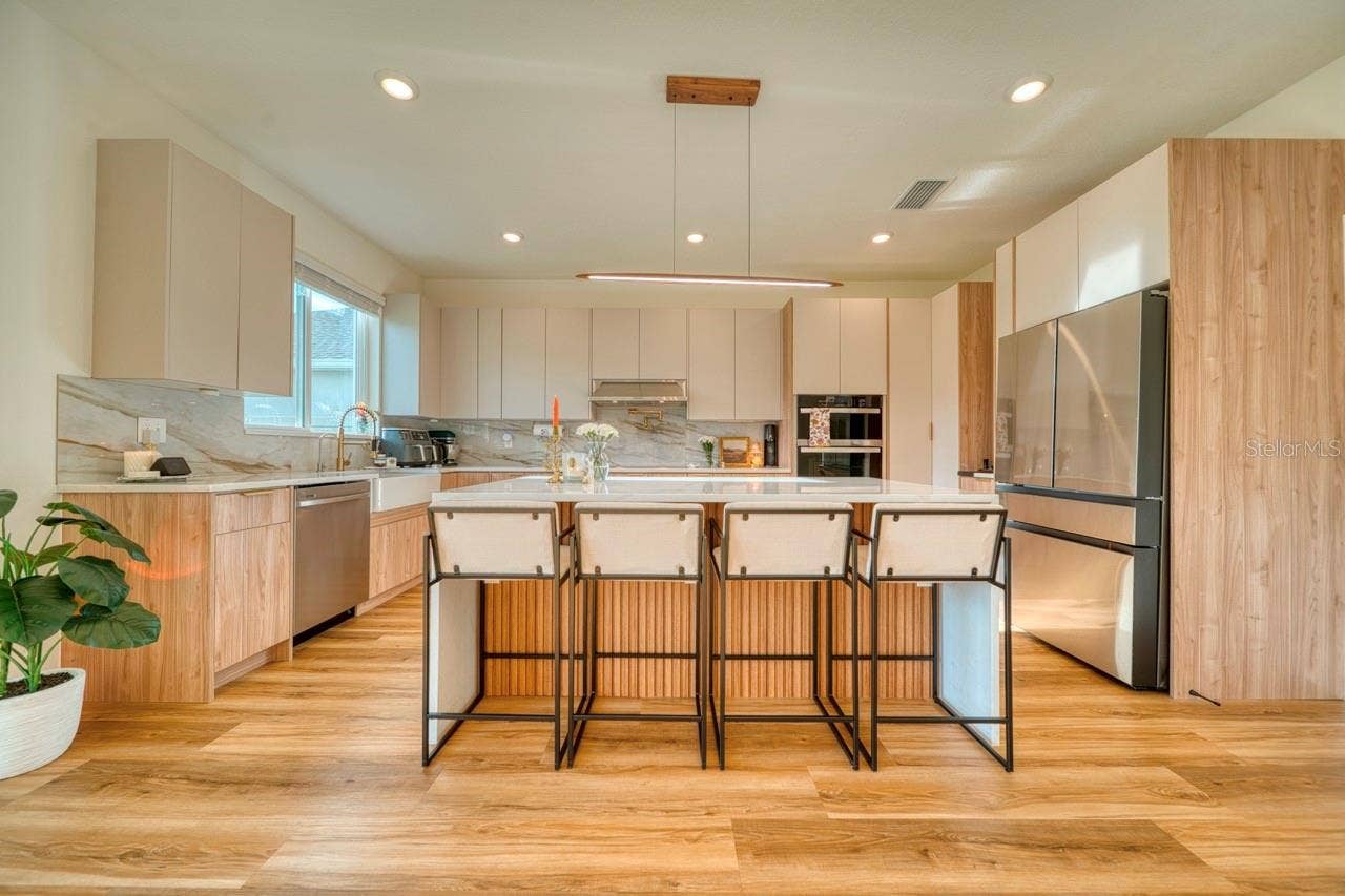 880 ALVANLEY COURT, Davenport, FL 33896 European style kitchen