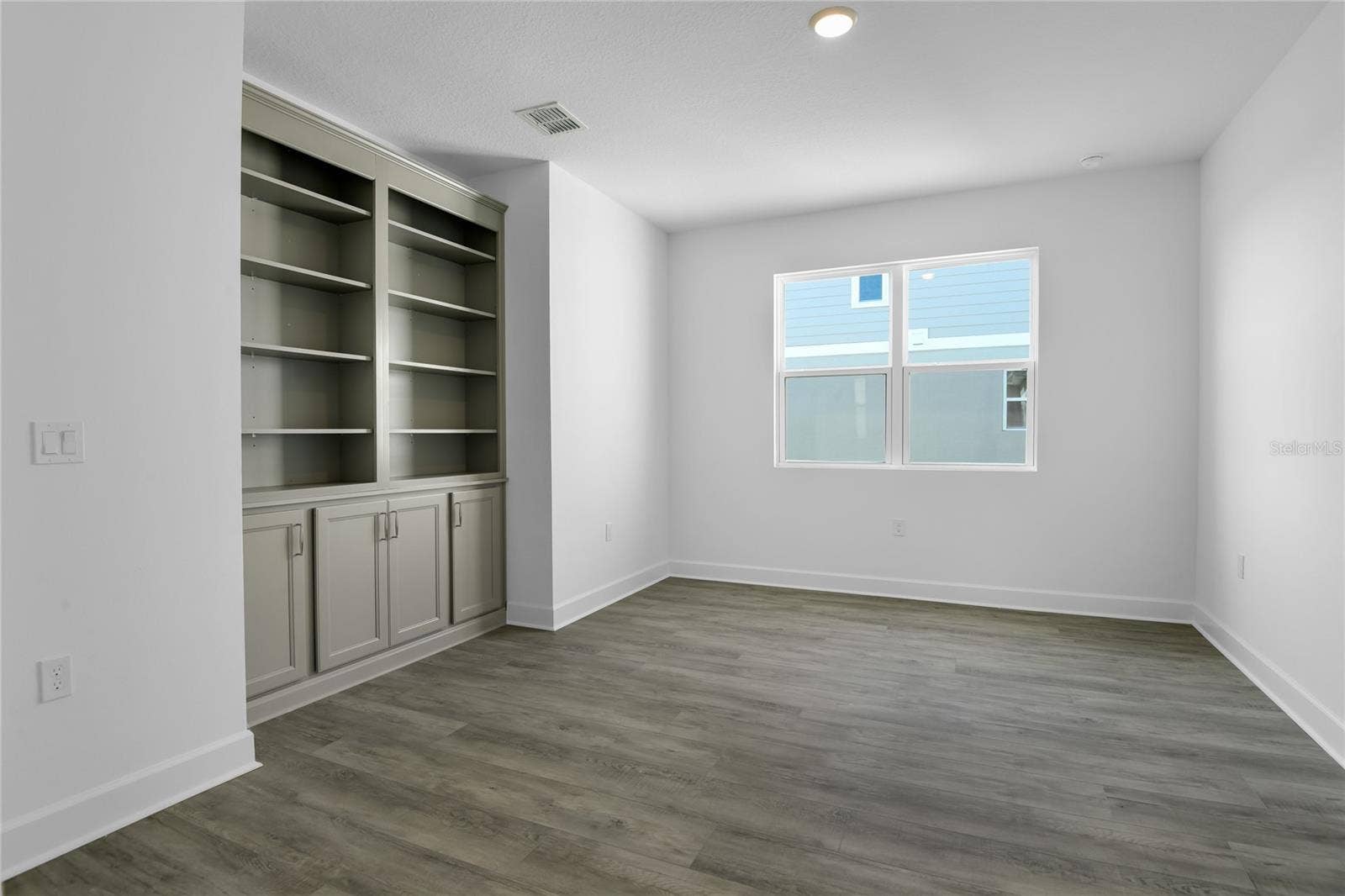 3040 WOODCLIFF LAKE CIRCLE, Clermont, FL 34711 3040 WOODCLIFF LAKE CIRCLE, Clermont, FL 34711