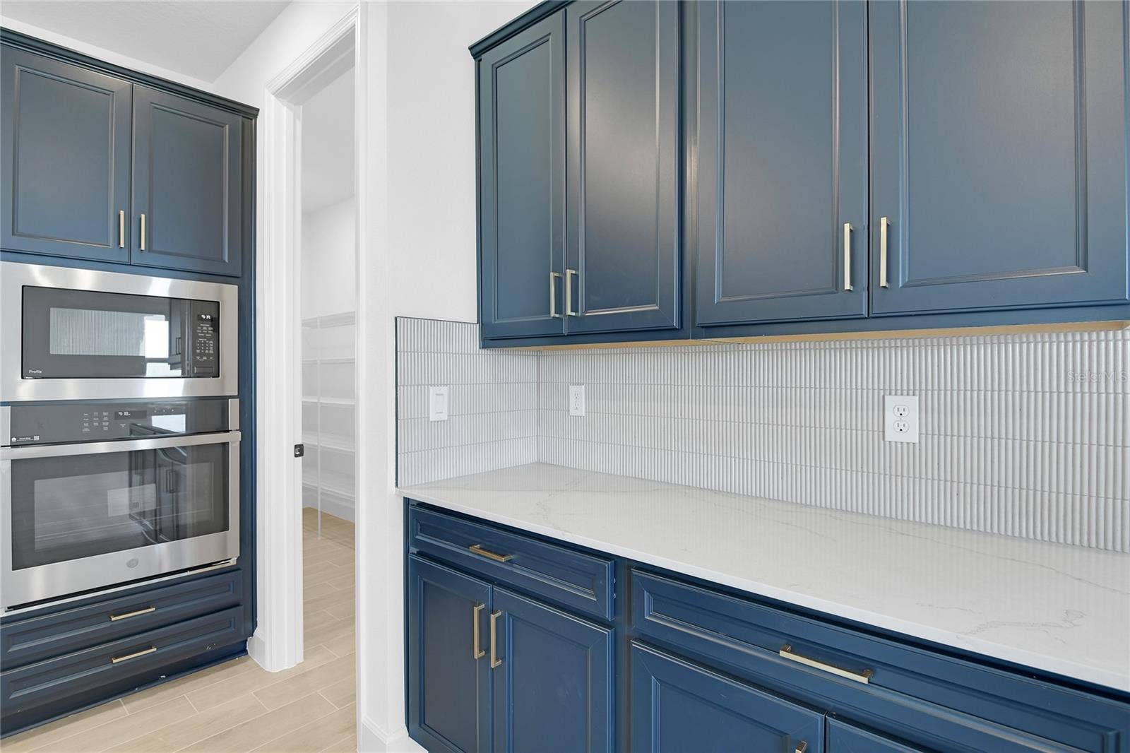 3037 WOODCLIFF LAKE CIRCLE, Clermont, FL 34711 3037 WOODCLIFF LAKE CIRCLE, Clermont, FL 34711
