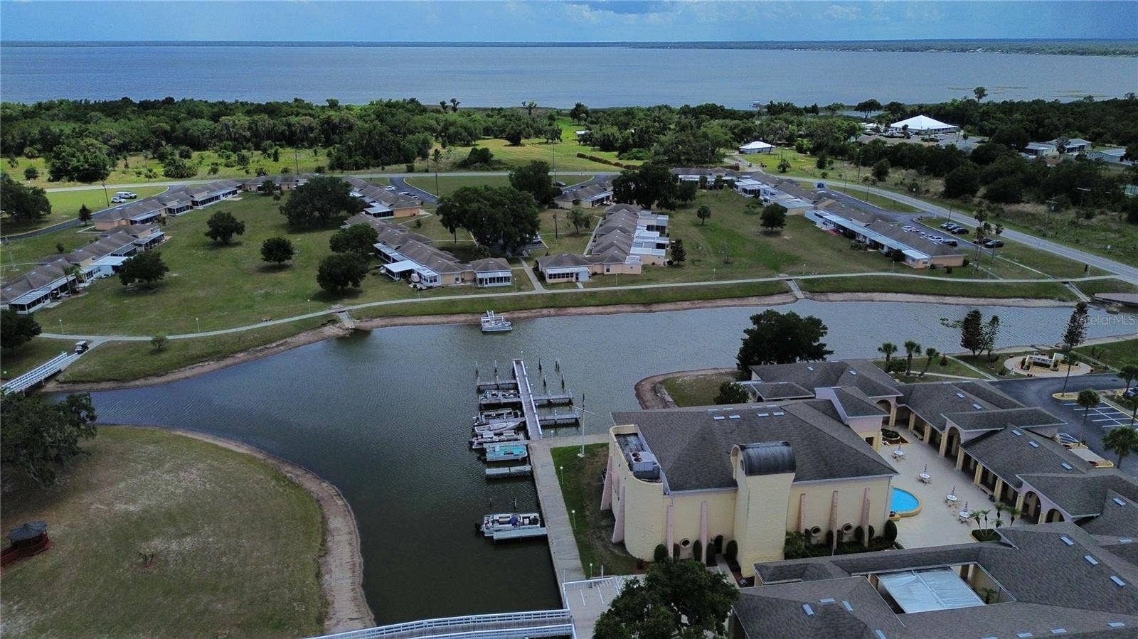 3421 CLUB CIRCLE, Lakeshore, FL 33854 3421 CLUB CIRCLE, Lakeshore, FL 33854