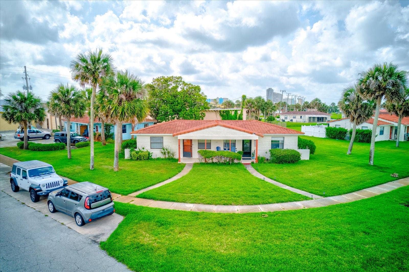232 NORTHSHORE DRIVE, A & #B, Ormond Beach, FL 32176 232 NORTHSHORE DRIVE, A & #B, Ormond Beach, FL 32176