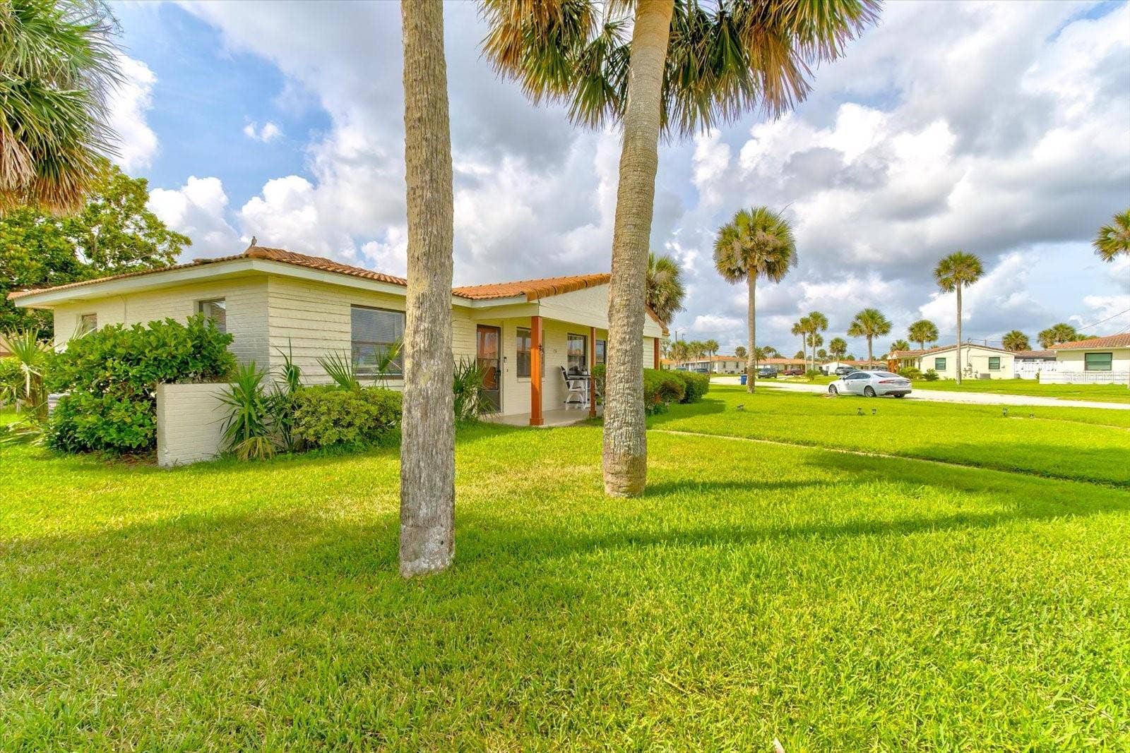 232 NORTHSHORE DRIVE, A & #B, Ormond Beach, FL 32176 232 NORTHSHORE DRIVE, A & #B, Ormond Beach, FL 32176