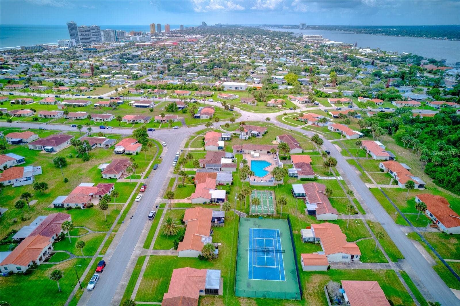 232 NORTHSHORE DRIVE, A & #B, Ormond Beach, FL 32176 232 NORTHSHORE DRIVE, A & #B, Ormond Beach, FL 32176