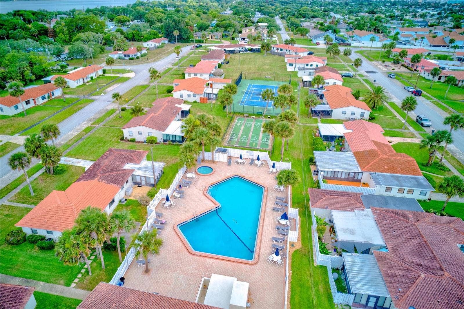 232 NORTHSHORE DRIVE, A & #B, Ormond Beach, FL 32176 232 NORTHSHORE DRIVE, A & #B, Ormond Beach, FL 32176