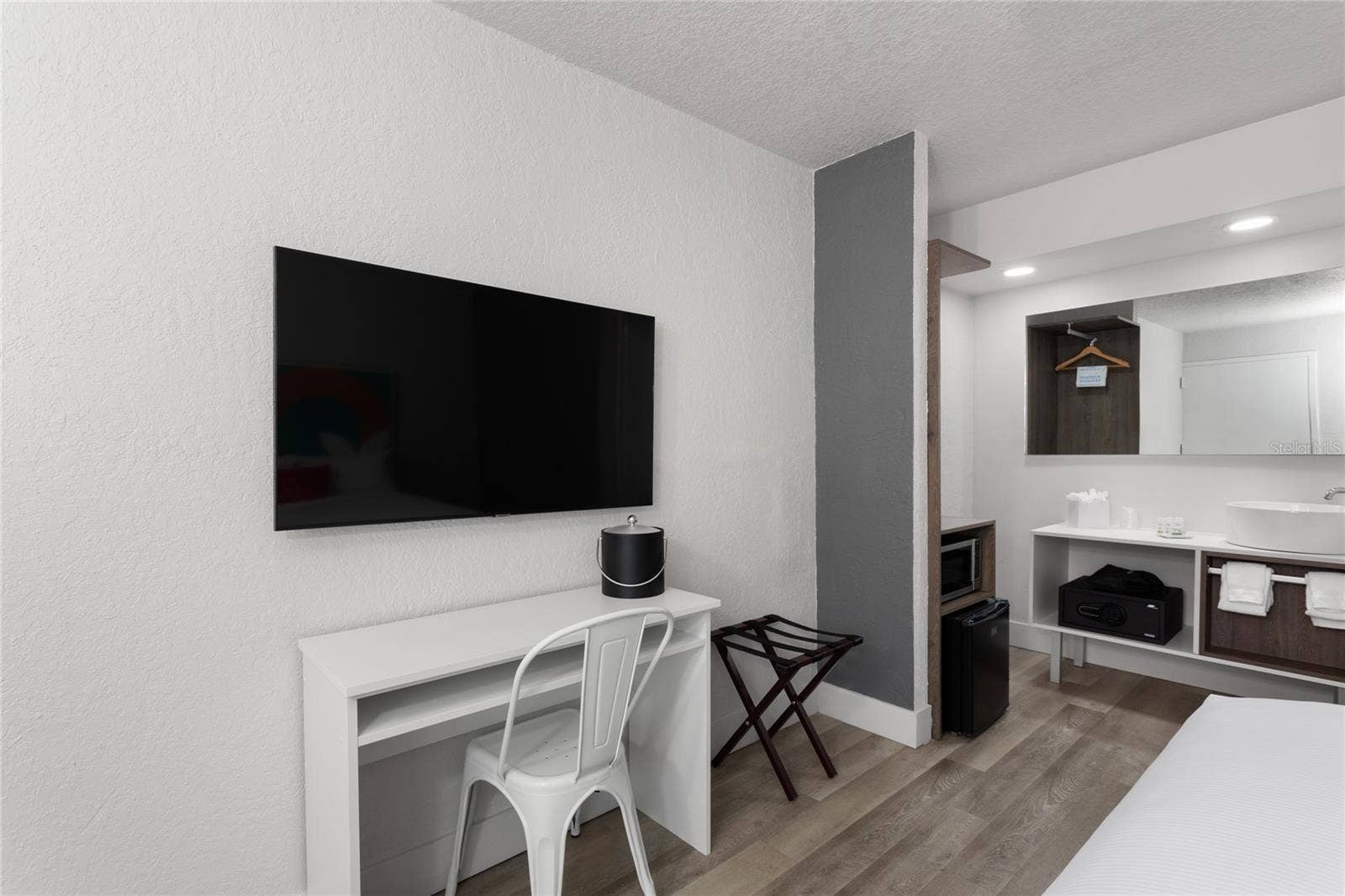 5367 W IRLO BRONSON MEMORIAL HIGHWAY, #2-219, Kissimmee, FL 34746 5367 W IRLO BRONSON MEMORIAL HIGHWAY, #2-219, Kissimmee, FL 34746