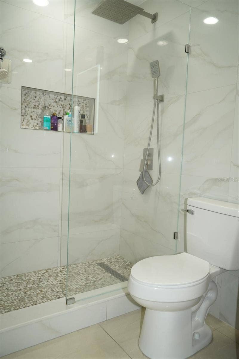 3244 HERONS POINT CIRCLE, Kissimmee, FL 34741 3244 HERONS POINT CIRCLE, Kissimmee, FL 34741