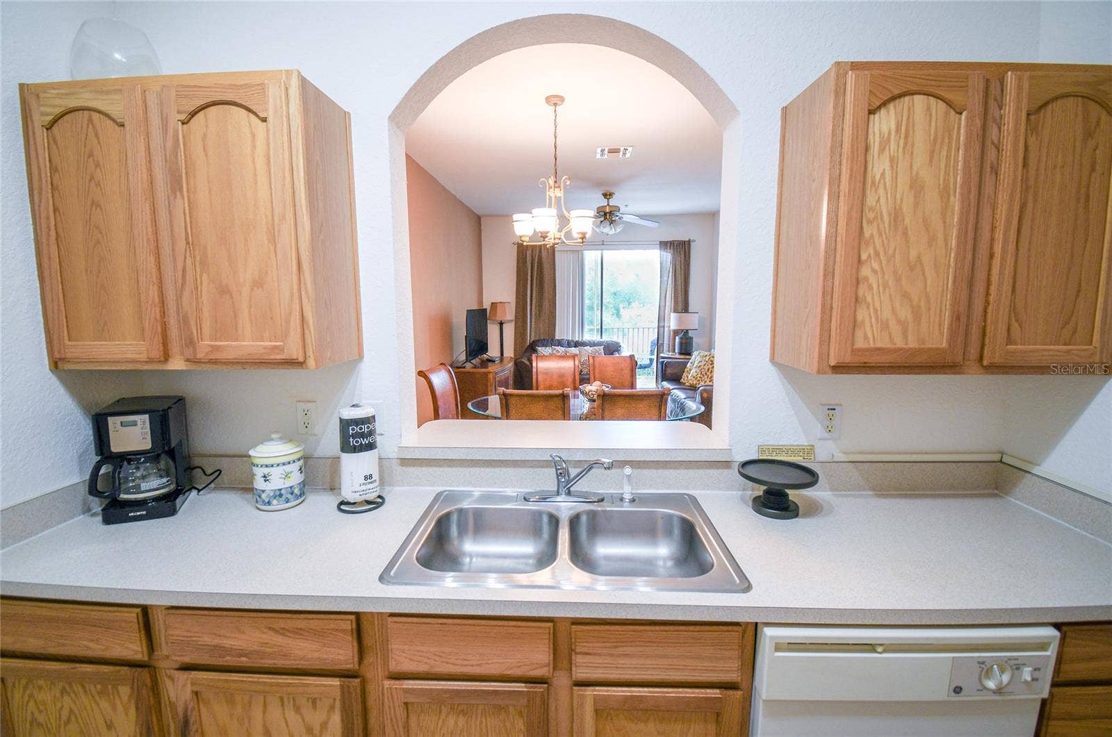2788 ALMATON LOOP, #202, Kissimmee, FL 34747 Kitchen