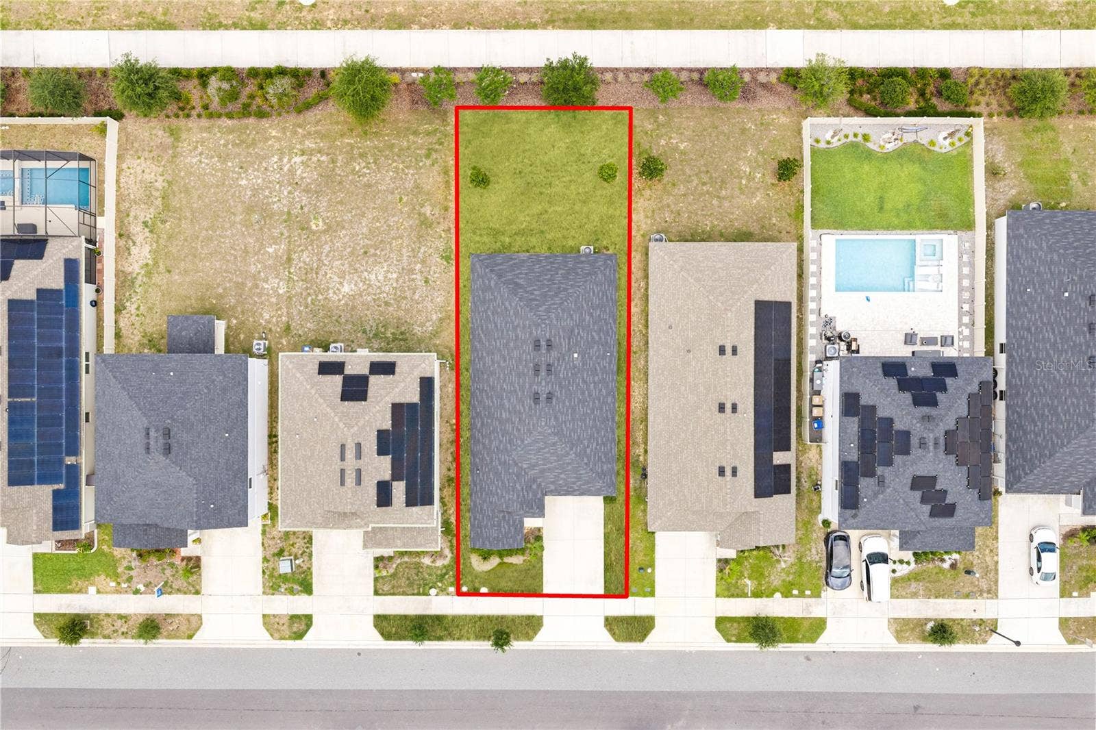 915 OVERPOOL AVENUE, Davenport, FL 33896 915 OVERPOOL AVENUE, Davenport, FL 33896