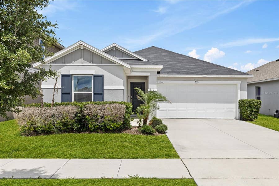 Property photo for 915 OVERPOOL AVENUE, Davenport, FL
