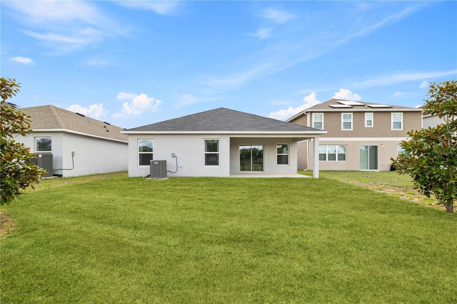 915 OVERPOOL AVENUE, Davenport, FL 33896 915 OVERPOOL AVENUE, Davenport, FL 33896