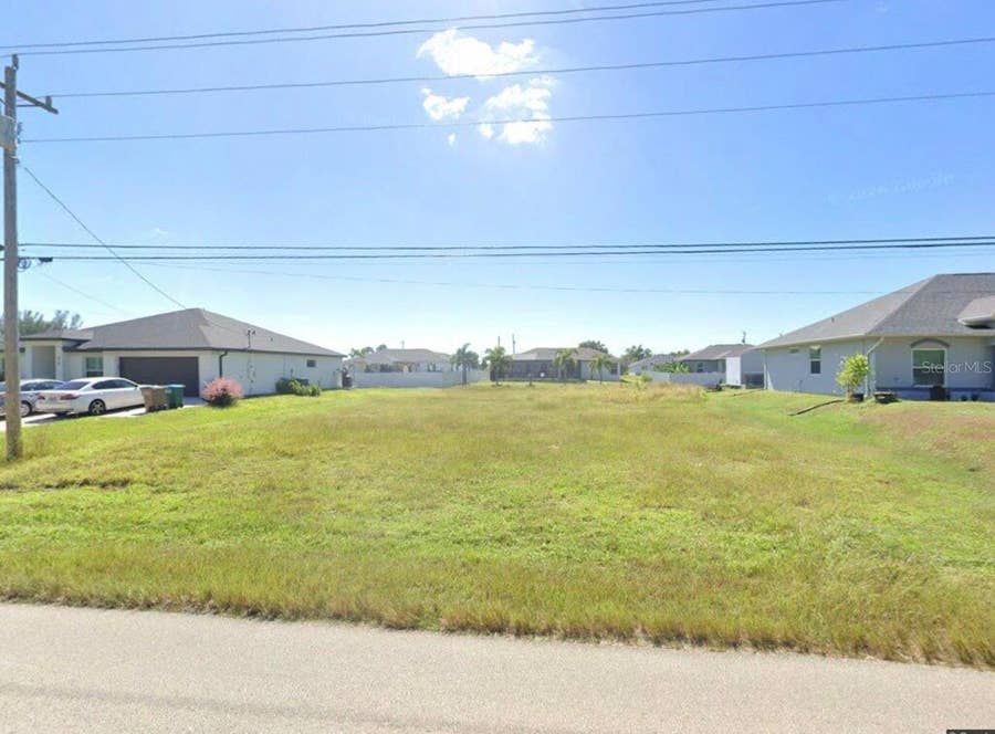 Property photo for 406 JACARANDA PKWY E, Cape Coral, FL
