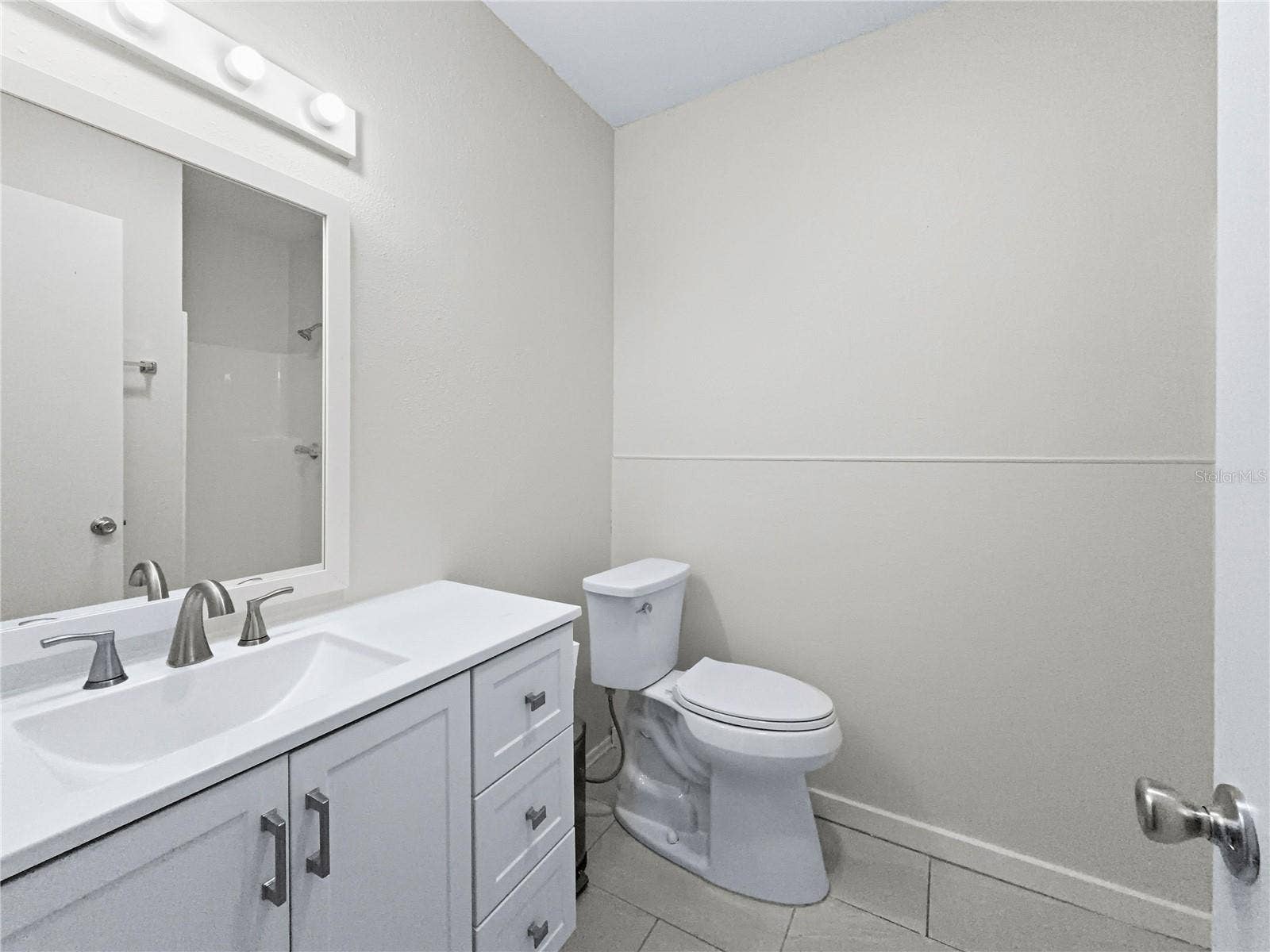 2658 CERAM AVENUE, Orlando, FL 32837 Studio Bathroom