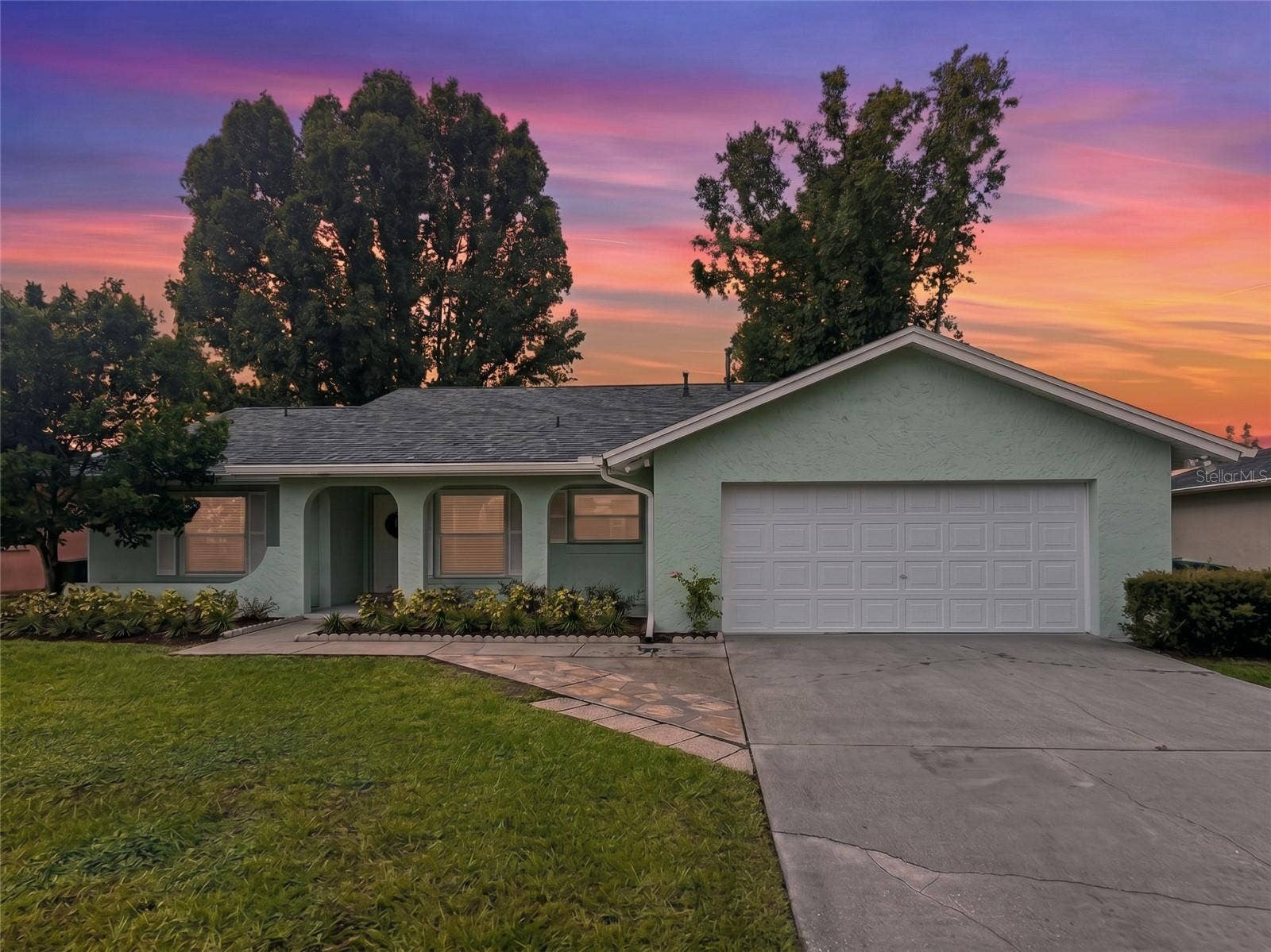 2658 CERAM AVENUE, Orlando, FL 32837 Front Sunset