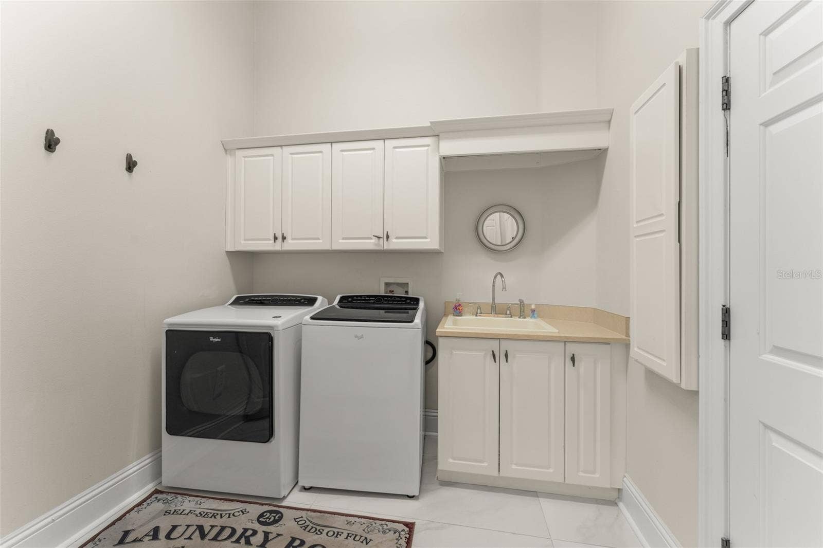 6288 BLAKEFORD DRIVE, Windermere, FL 34786 6288 BLAKEFORD DRIVE, Windermere, FL 34786