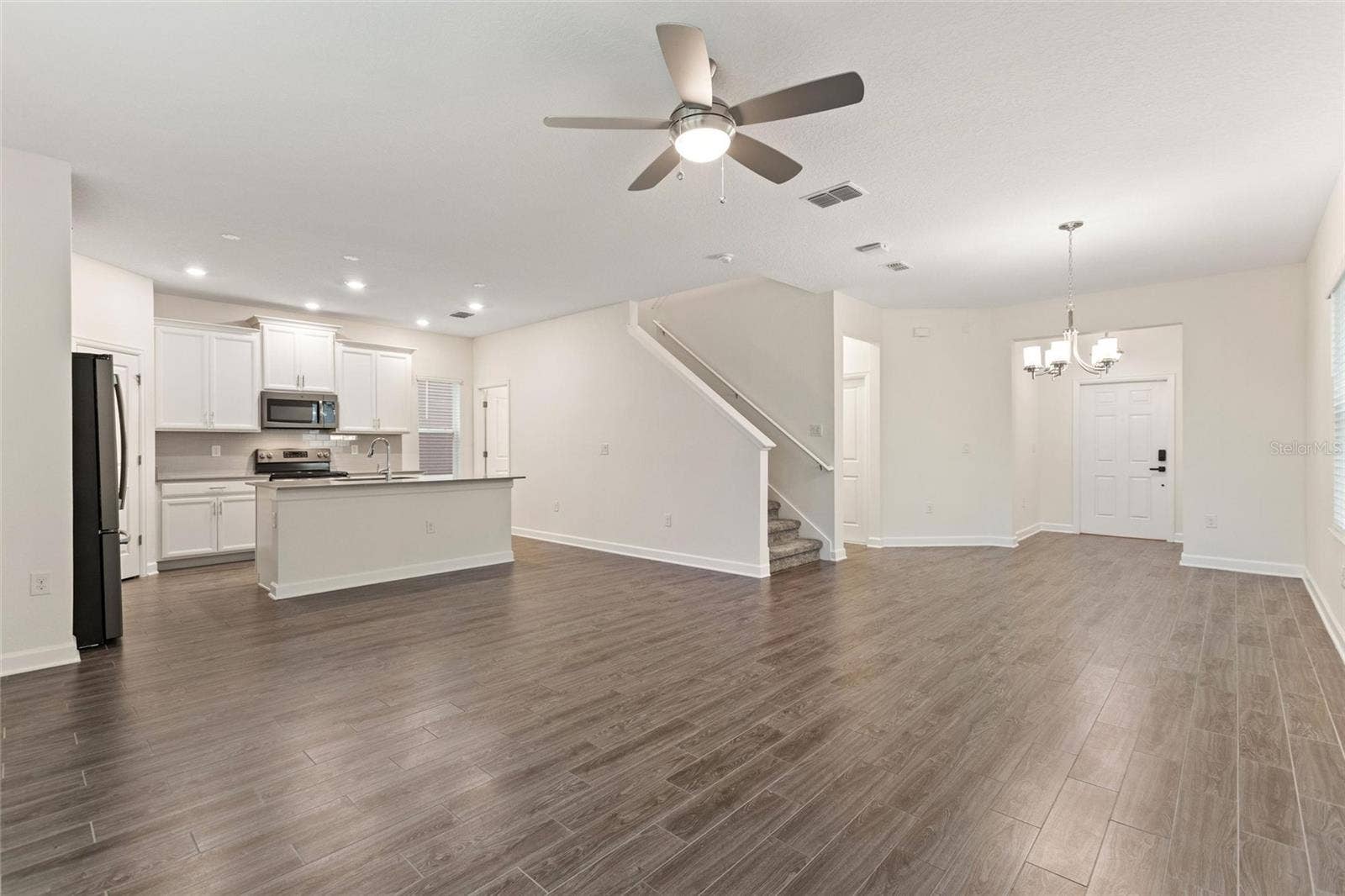 8801 BETH PAGE LANE, Davenport, FL 33896 8801 BETH PAGE LANE, Davenport, FL 33896