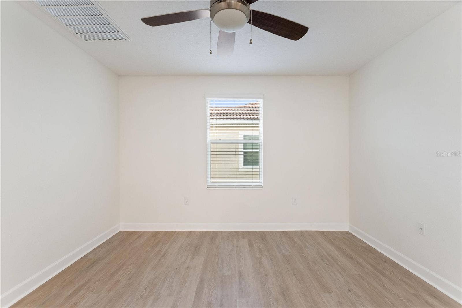 8801 BETH PAGE LANE, Davenport, FL 33896 8801 BETH PAGE LANE, Davenport, FL 33896
