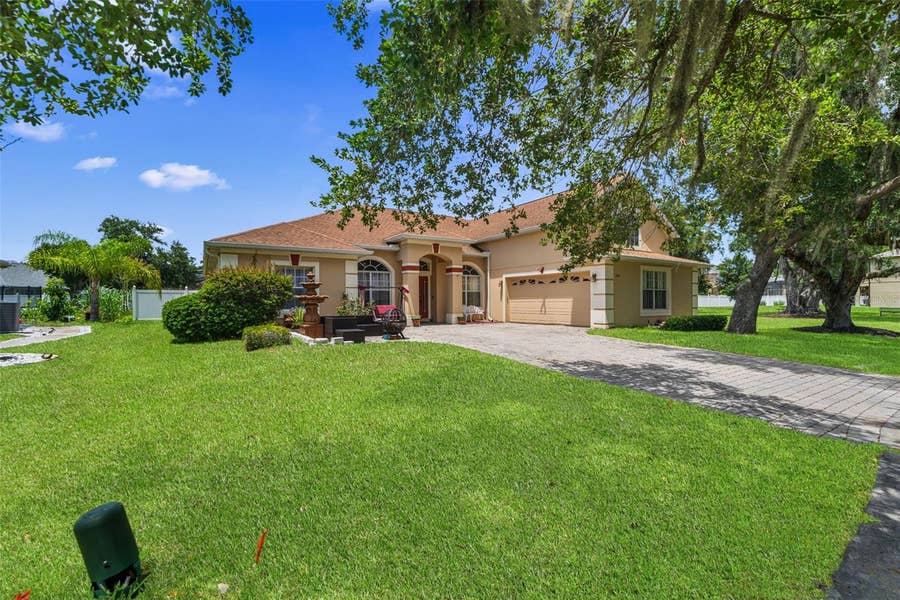 Property photo for 2901 RAMBLING OAKS WAY, Kissimmee, FL