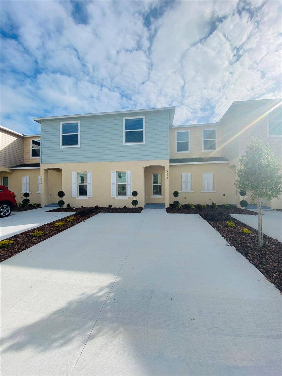 4852 CORAL CASTLE DRIVE, Kissimmee, FL 34746 4852 CORAL CASTLE DRIVE, Kissimmee, FL 34746