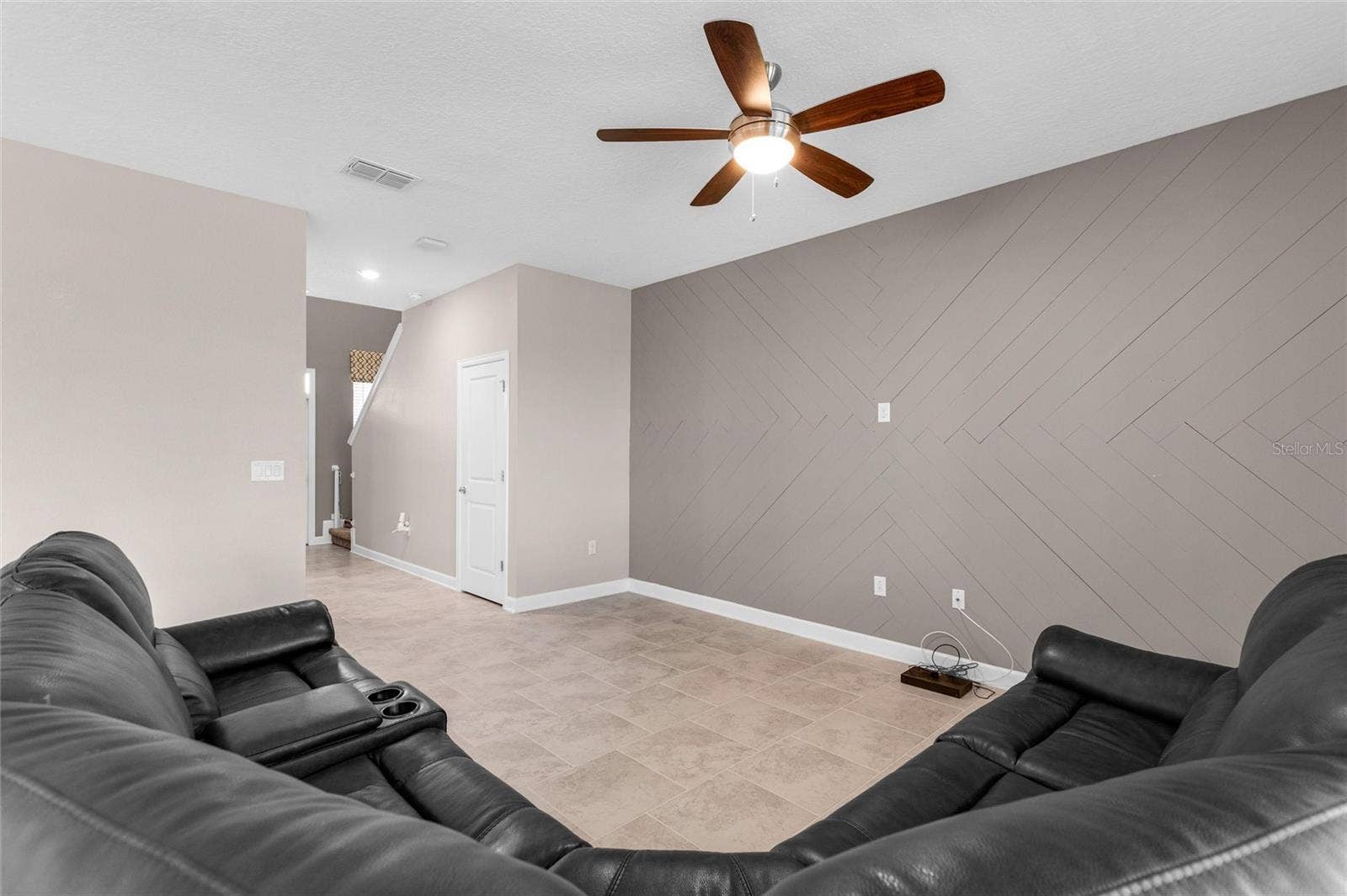 8833 BETH PAGE LN, Davenport, FL 33896 8833 BETH PAGE LN, Davenport, FL 33896