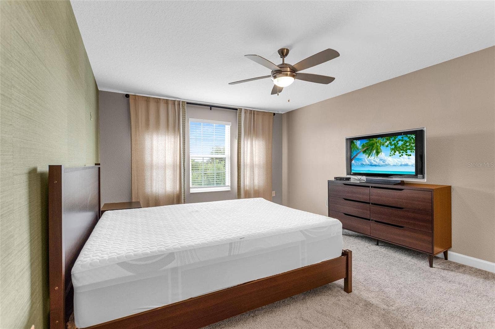8833 BETH PAGE LN, Davenport, FL 33896 8833 BETH PAGE LN, Davenport, FL 33896