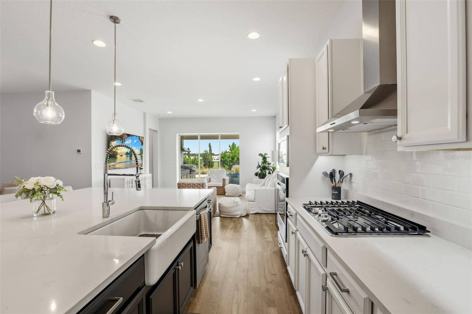 16000 VOLTERRA POINT, Bella Collina, FL 34756 Kitchen