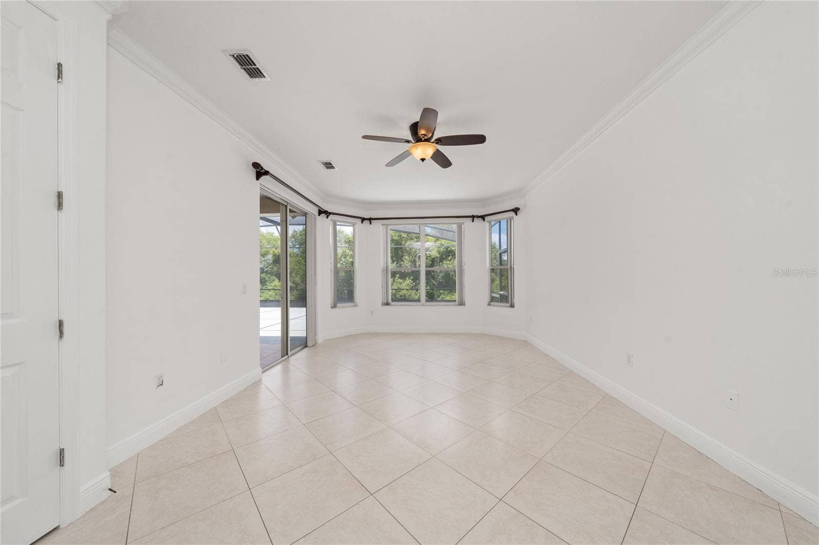 3540 VALLEYVIEW DR, Kissimmee, FL 34746 3540 VALLEYVIEW DR, Kissimmee, FL 34746