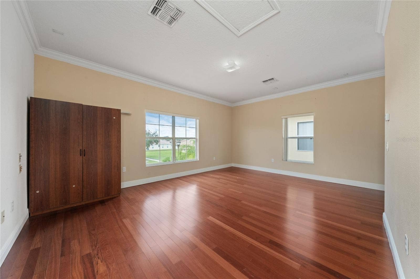 3540 VALLEYVIEW DR, Kissimmee, FL 34746 3540 VALLEYVIEW DR, Kissimmee, FL 34746