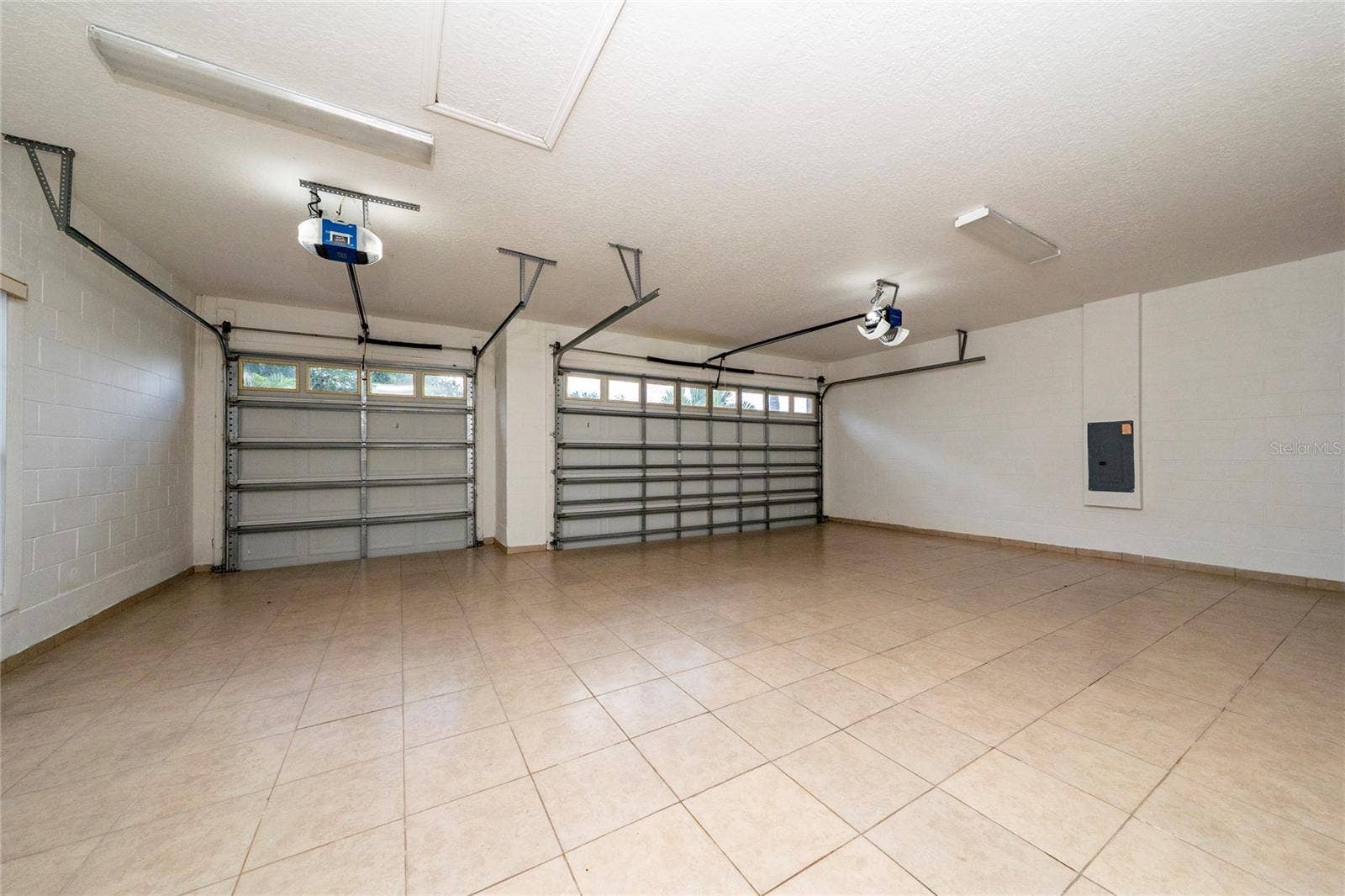 3540 VALLEYVIEW DR, Kissimmee, FL 34746 3540 VALLEYVIEW DR, Kissimmee, FL 34746