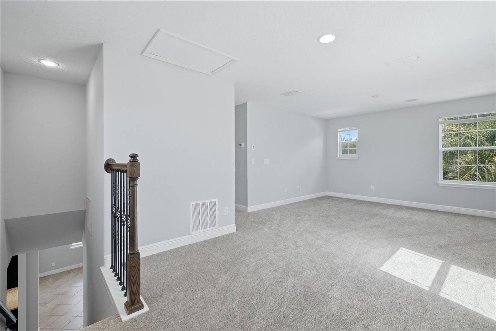 6023 W TOWN CENTER BOULEVARD, Orlando, FL 32837 6023 W TOWN CENTER BOULEVARD, Orlando, FL 32837