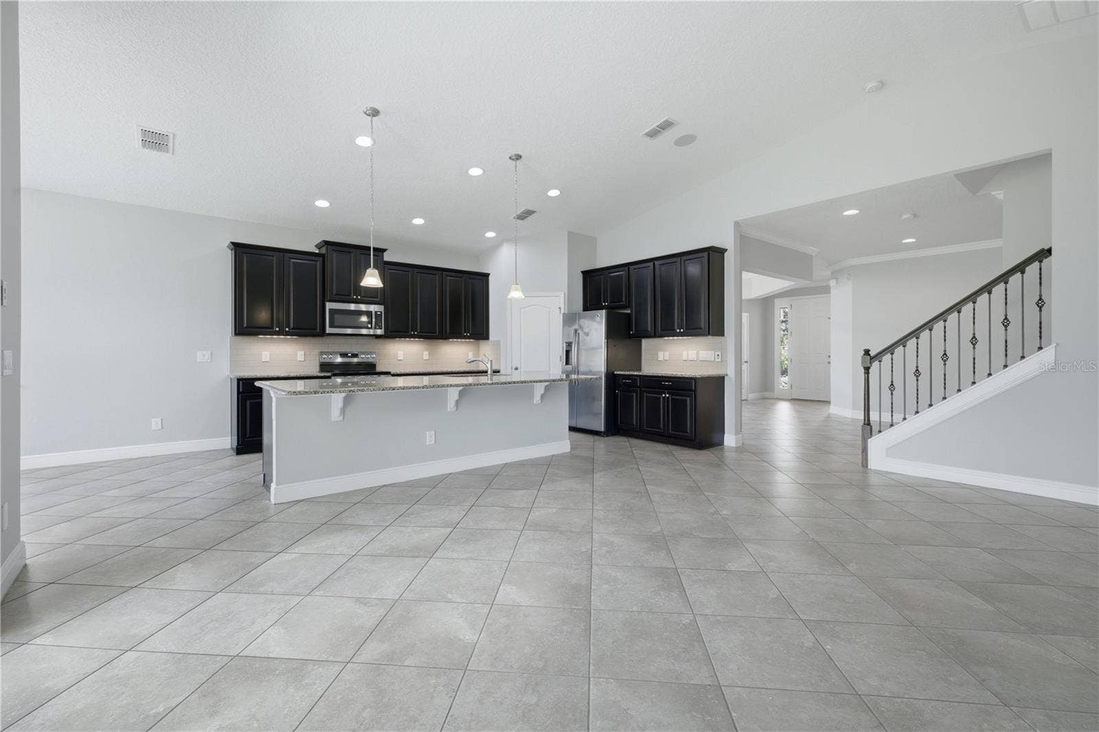 6023 W TOWN CENTER BOULEVARD, Orlando, FL 32837 6023 W TOWN CENTER BOULEVARD, Orlando, FL 32837