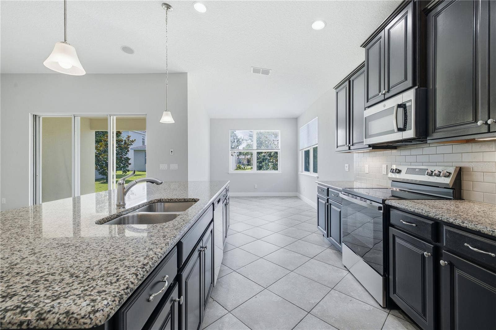 6023 W TOWN CENTER BOULEVARD, Orlando, FL 32837 6023 W TOWN CENTER BOULEVARD, Orlando, FL 32837