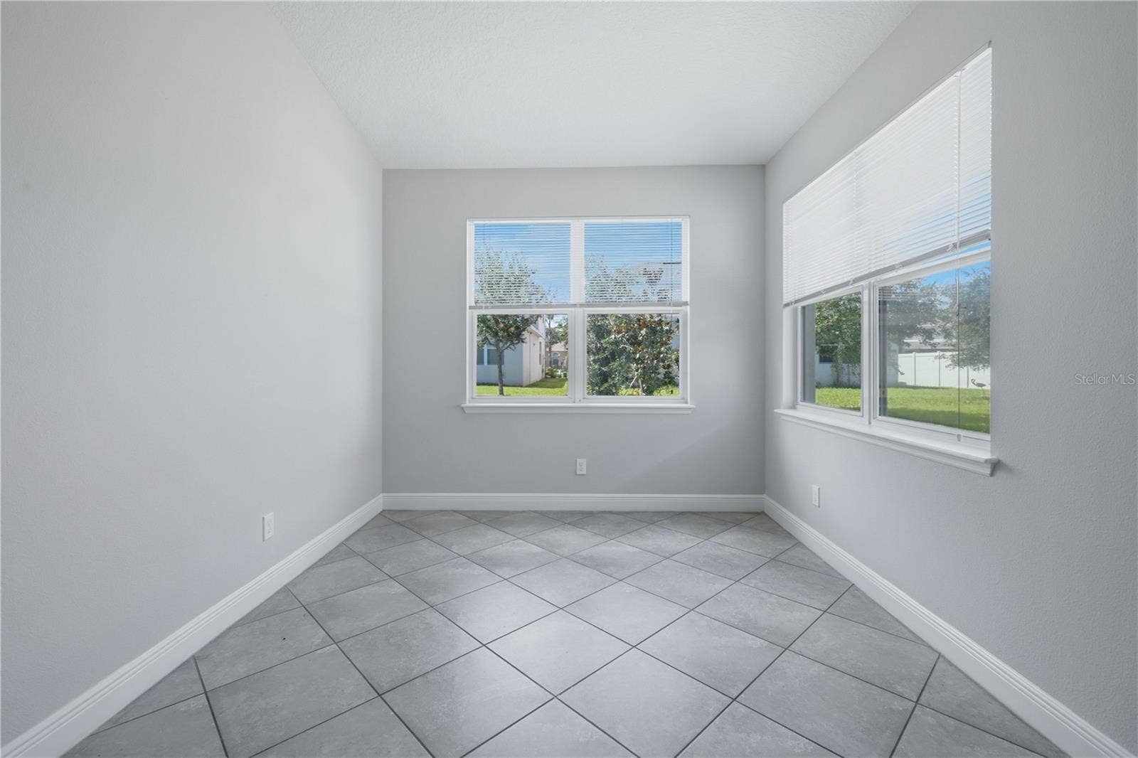 6023 W TOWN CENTER BOULEVARD, Orlando, FL 32837 6023 W TOWN CENTER BOULEVARD, Orlando, FL 32837