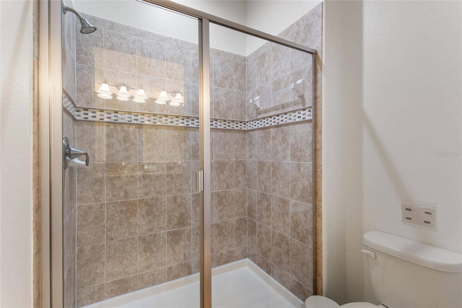 1428 THUNDERBIRD ROAD, Davenport, FL 33896 1428 THUNDERBIRD ROAD, Davenport, FL 33896