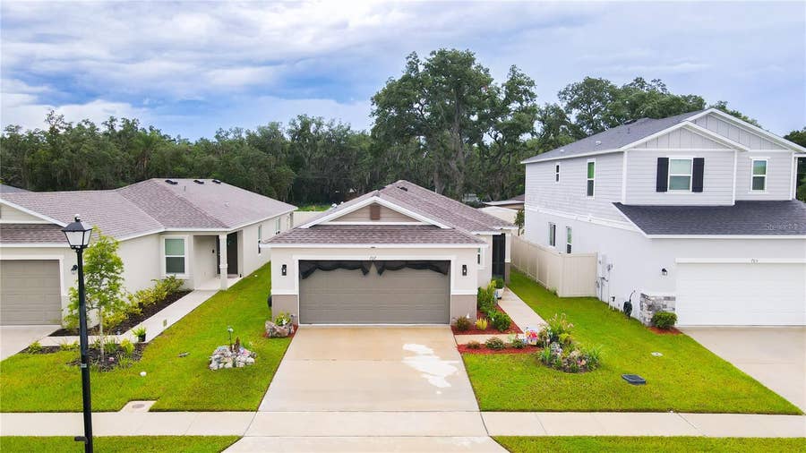 Property photo for 707 CHESTNUT LANE, Auburndale, FL