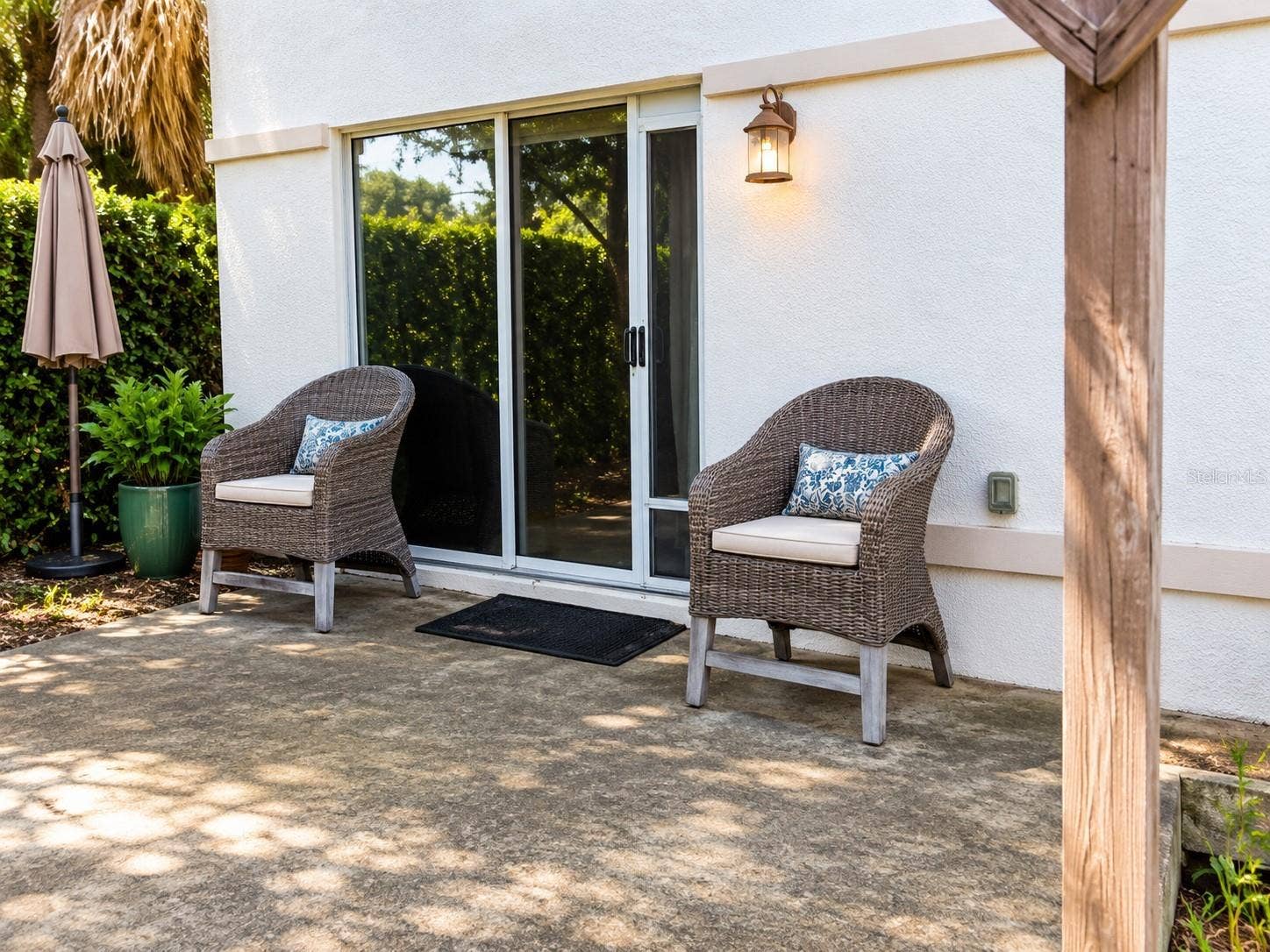1061 ARAGON AVENUE, #1061, Winter Park, FL 32789 Private patio from dining room sliding doors