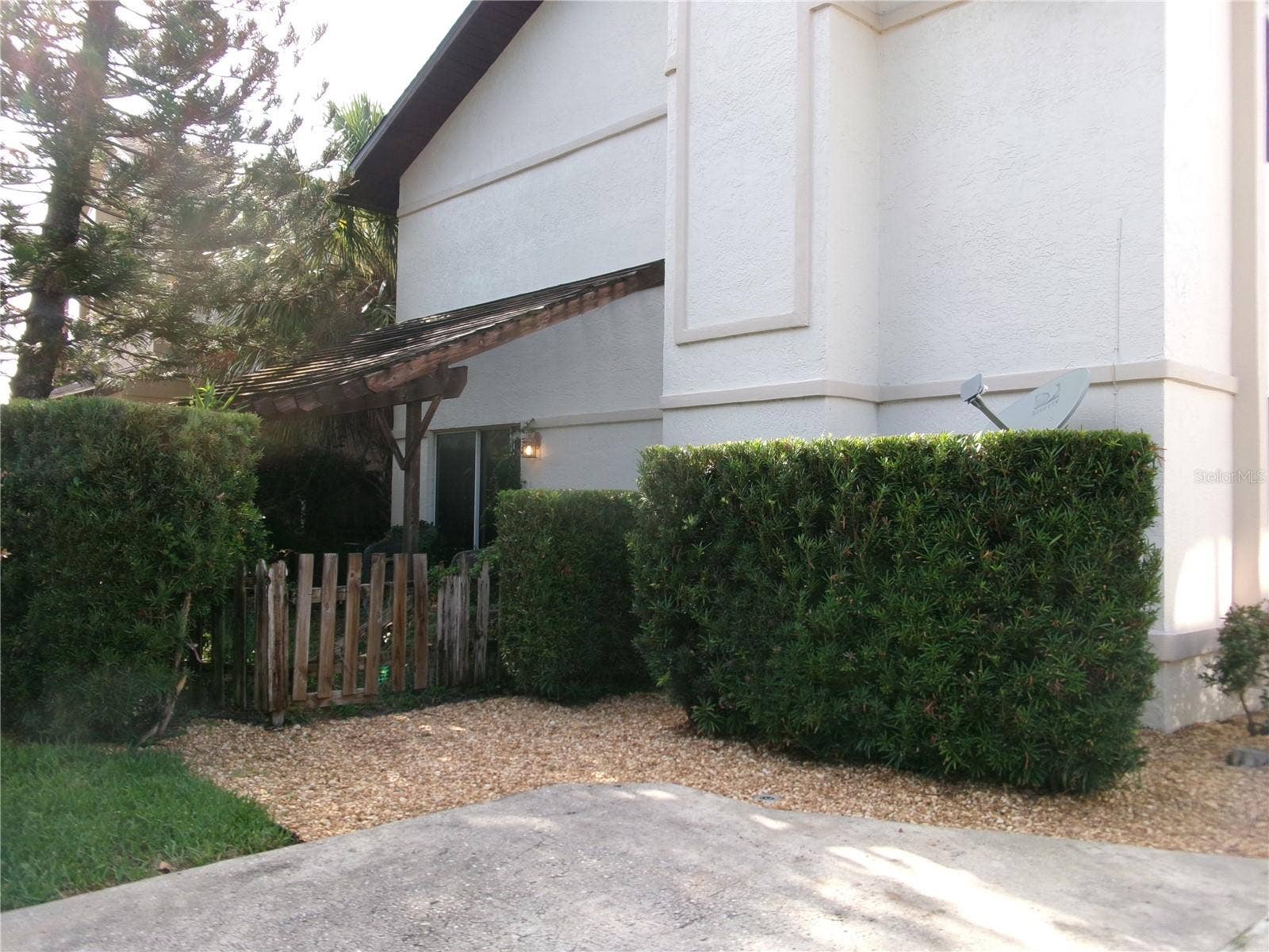 1061 ARAGON AVENUE, #1061, Winter Park, FL 32789 Includes a Private Outside patio