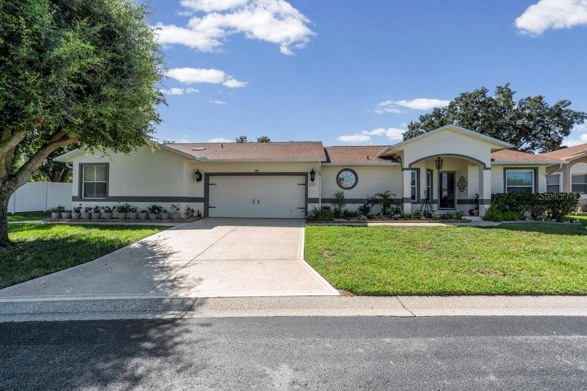 6323 SILVER LAKES DRIVE E, Lakeland, FL 33810 6323 SILVER LAKES DRIVE E, Lakeland, FL 33810